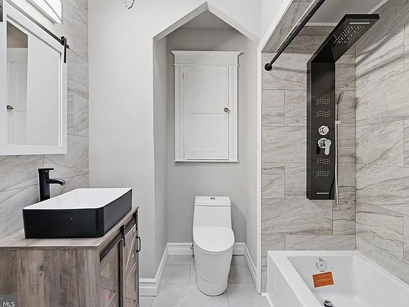 5th image of 6617 Rutland St #2B
