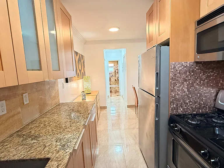 650 Pennsylvania Ave #2 — Photo 13