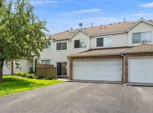 11240 Providence Ln, Eden Prairie, MN 55344