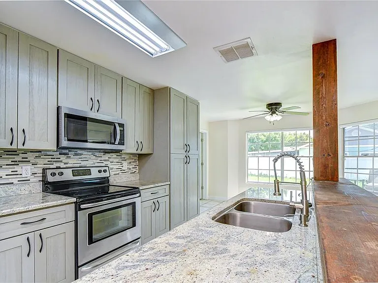 1108 Dockside Dr — Photo 36