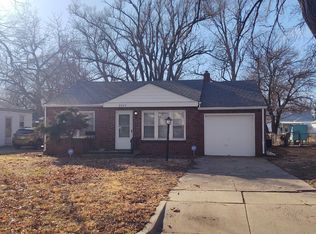 2037 S Dellrose St, Wichita, KS 67218