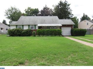 400 Ithaca Ave, Delran, NJ 08075