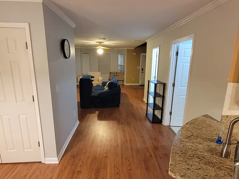 1500 Labonte Pkwy — Photo 4