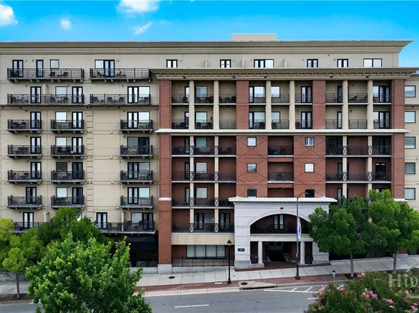 250 W Broad Street #612, Athens, GA 30601