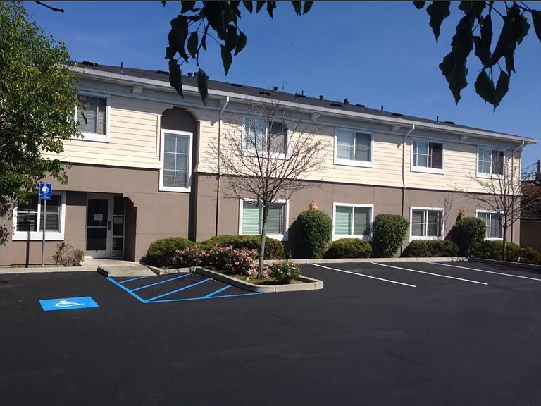 202 E Lake Ave #208 — Photo 18