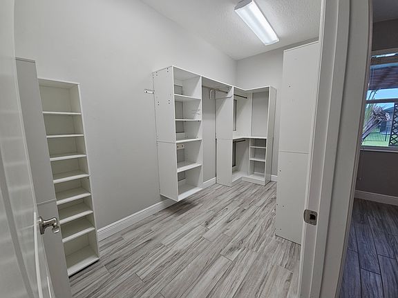 5th image of 3524 Archdale St