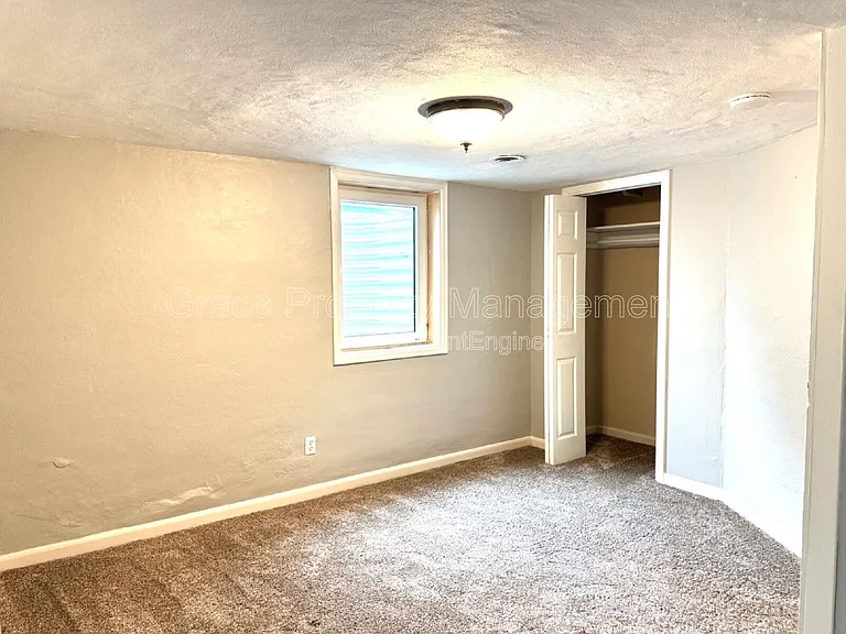 2970 Locust St — Photo 16
