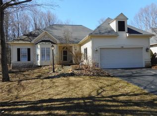 120 Churchview Ln, Pittsford, NY 14534
