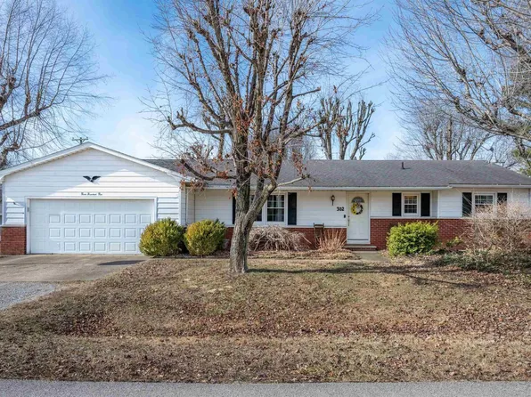 302 Lingale Ave, Marion, IL 62959