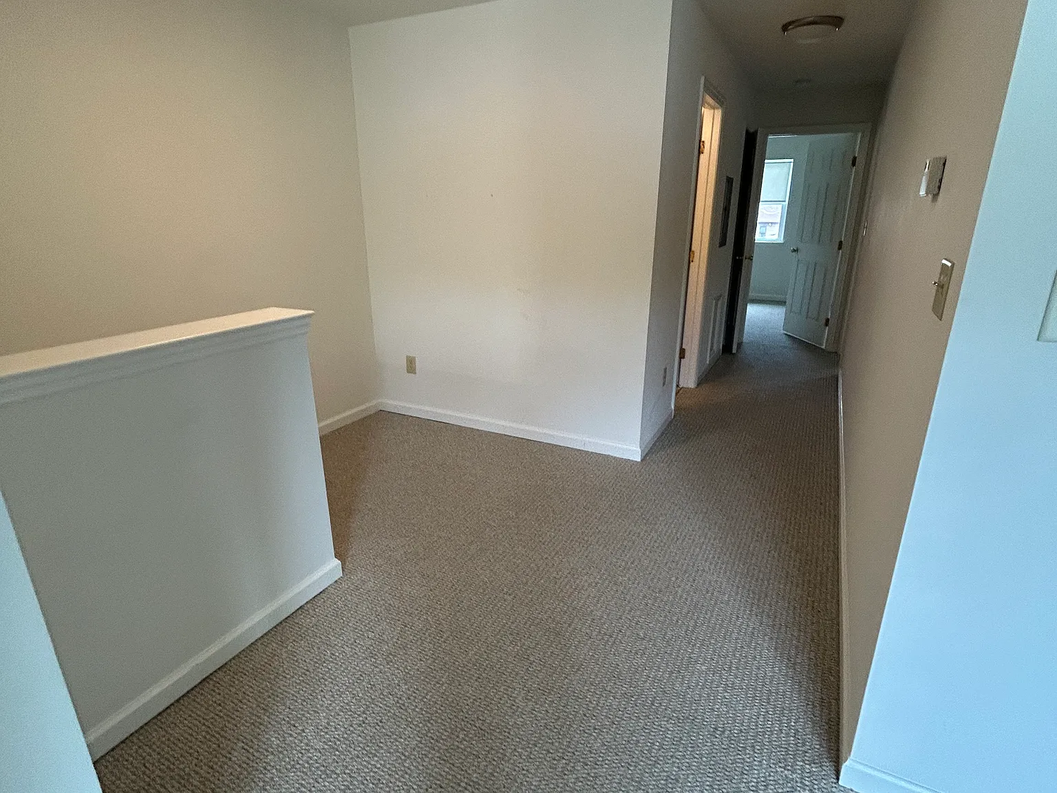 2 bed, 1000 sqft, $1,480 — Photo 2