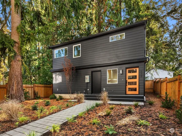 829 NE 98th Street, Seattle, WA 98115
