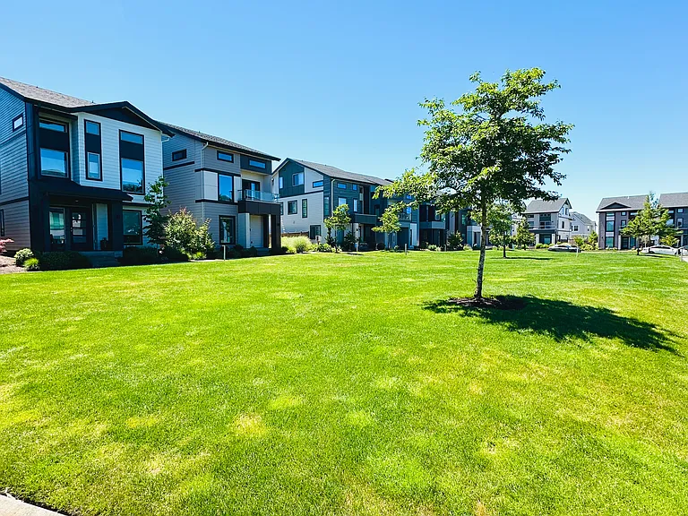 4105 SE 69th Ave — Photo 30