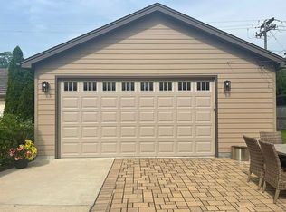 640 N Brainard Ave, La Grange Park, IL 60526