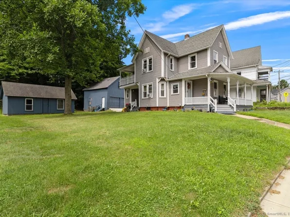 82 Woodstock Avenue, Putnam, CT 06260