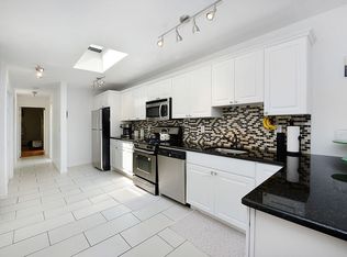 212 Jackson St APT 1, Hoboken, NJ 07030