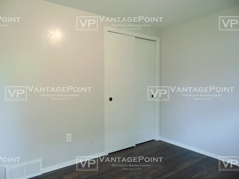 1009 Rogues Way — Photo 15