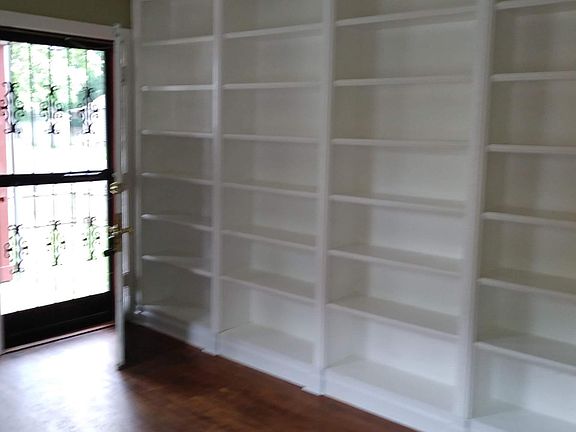 LR Built in Bookcase