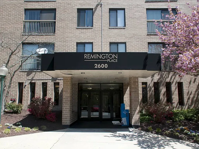 Remington Place — Photo 3
