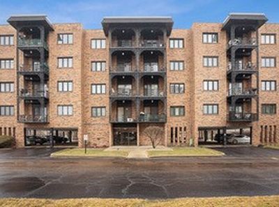 9335 Landings Ln UNIT 205, Des Plaines, IL, 60016