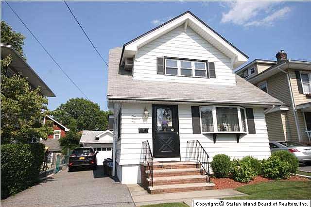 1st image of 109 Fairview Ave