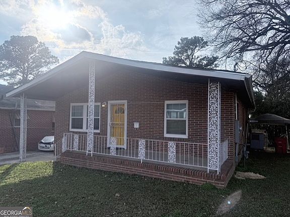 3rd image of 2445 Adams Ave