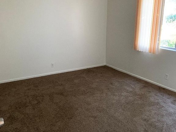 5th image of 1677-1679 W 259th Pl #D-1679