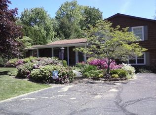 3450 Mount Hickory Blvd, Hermitage, PA 16148