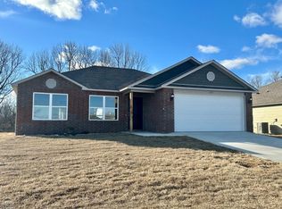 727 Elizabeth Ln, Jonesboro, AR 72405