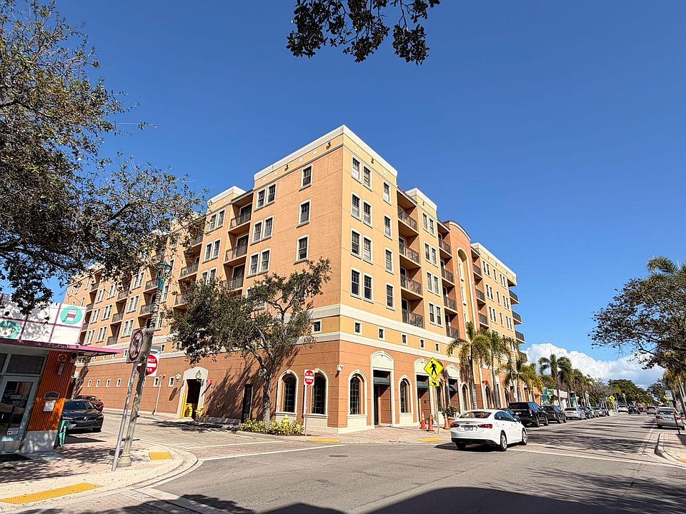 1st image of 511 Lucerne Avenue #610