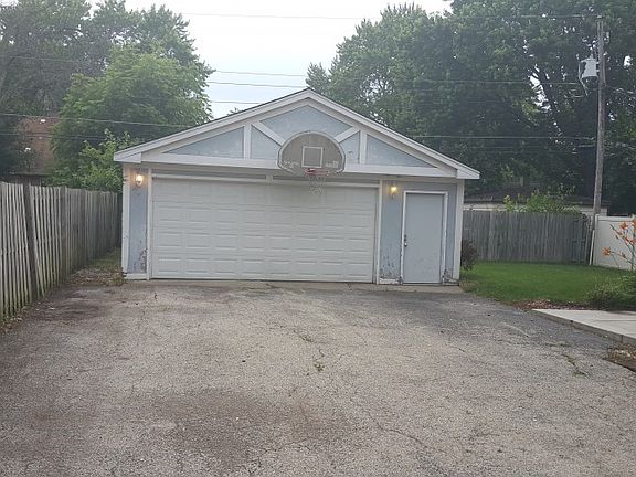 5th image of 13154 Village Ln