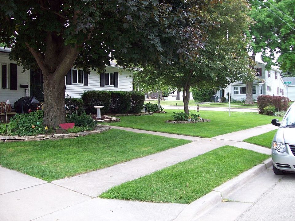 301 Monroe St, Waupun, WI 53963 Zillow