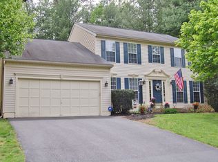 7877 Lynncrest Dr, Manassas, VA 20112