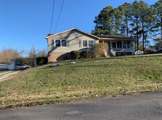 213 Pinehurst Dr, Columbia, TN 38401