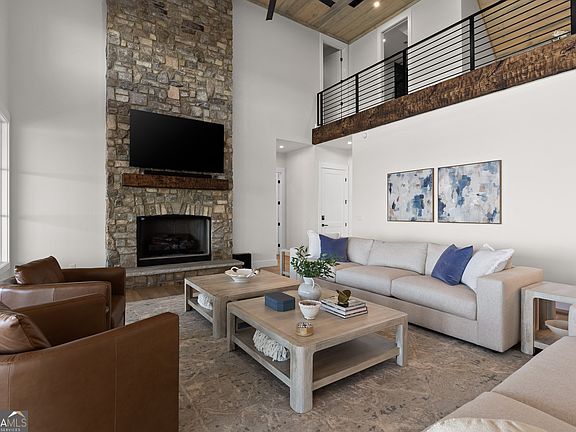 4th image of 6565 Scenic Hwy