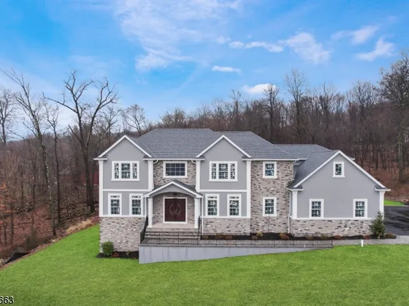 10 Massola Dr, Wayne Twp., NJ 07470