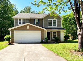 14043 Pinyon Pine Ln, Charlotte, NC 28215
