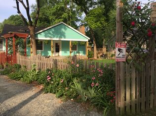 1220 Meadow Ln, Charlotte, NC 28205