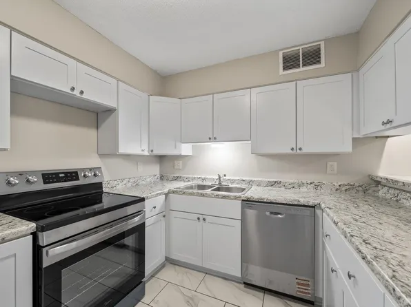 2060 Romford Ln #2060, Memphis, TN 38119