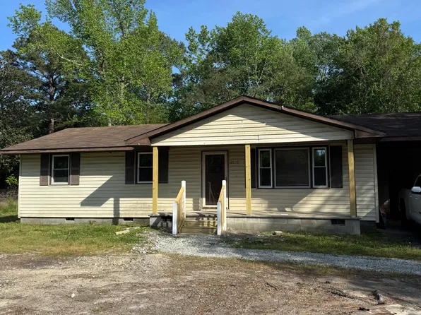 2100 N Webb St, Selma, NC 27576