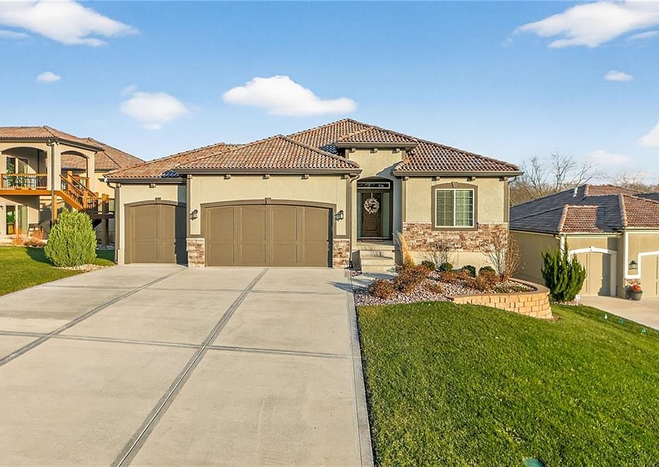 1st image of 433 NW Kaylea Ct