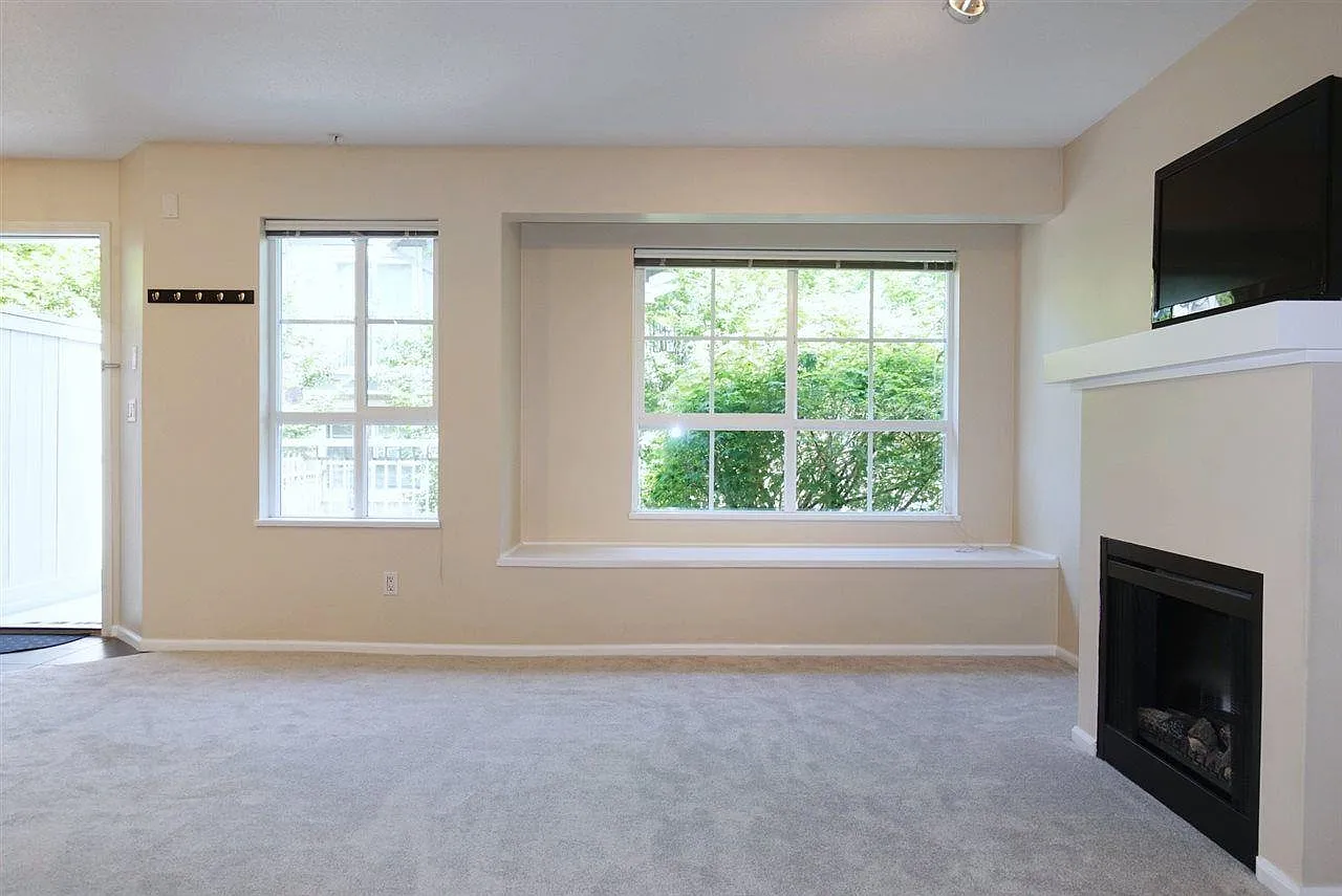 2 bed, 912 sqft, $2,600 — Photo 4