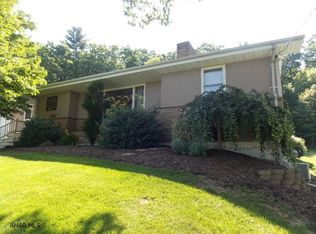 1061 Amelia Ave, Altoona, PA 16601