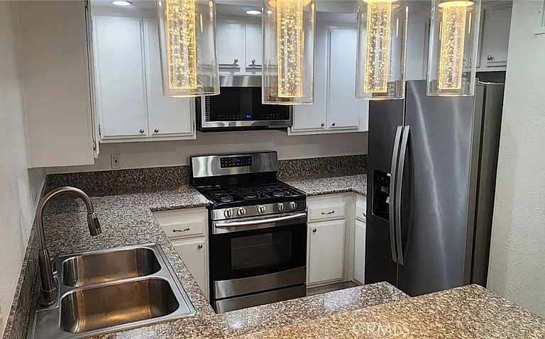 527 Spring Rd #19 — Photo 12