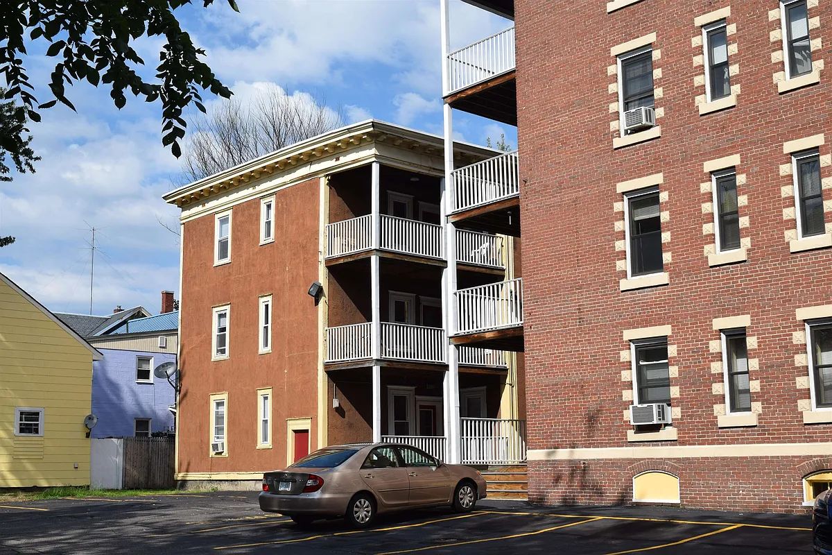 Building Photo - 610 Union St #403
