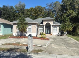 12140 Hunters Lake Dr, New Port Richey, FL 34654
