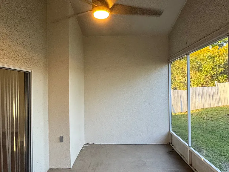 1823 Ashton Dr E — Photo 37