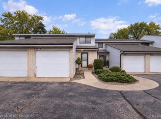 3574 W Walton Blvd #2, Waterford, MI 48329