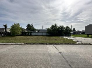 2300 Guillot Dr, Saint Bernard, LA 70085