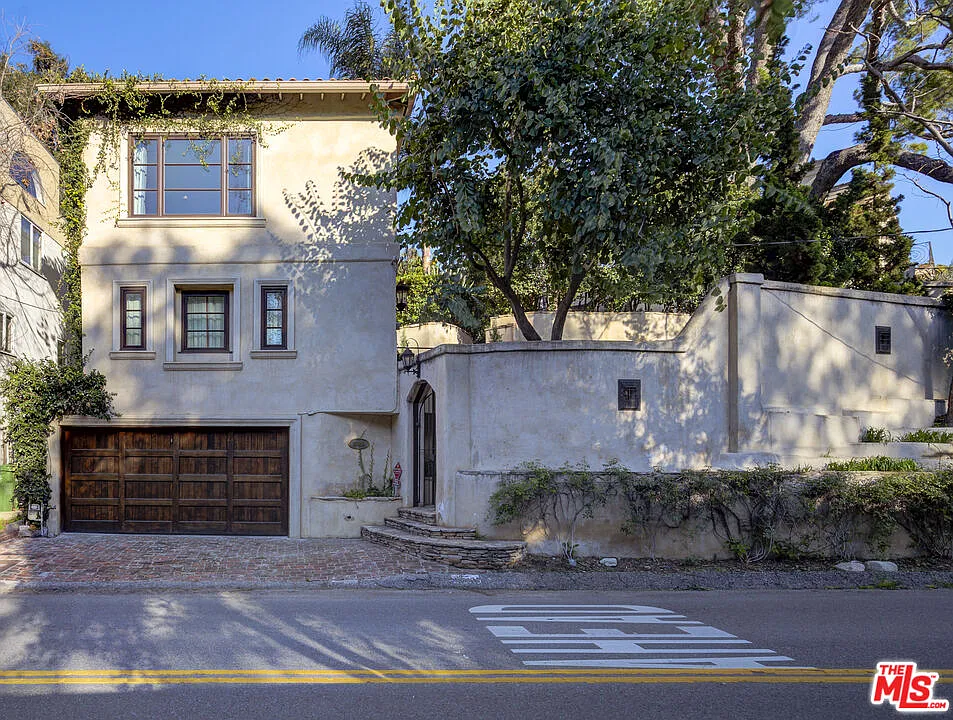 1 bed, 1.5 bath, 1494 sqft, $6,995 — Photo 3