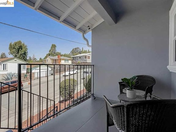 4th image of 3000 El Monte Ave